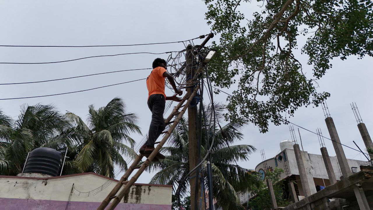 Modern streetlight design